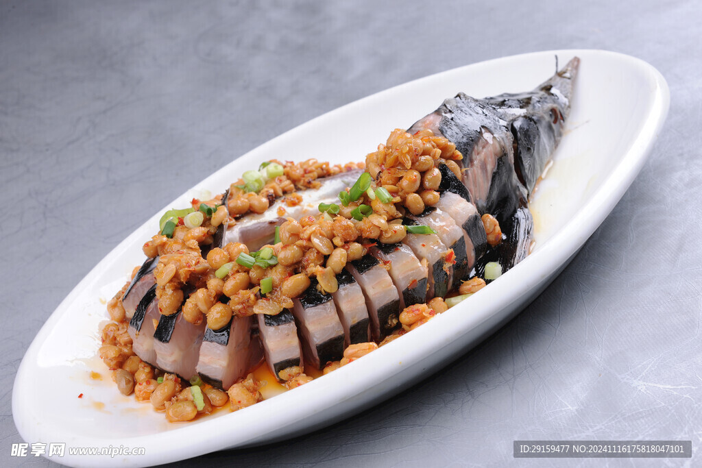 腊八豆蒸中华鲟