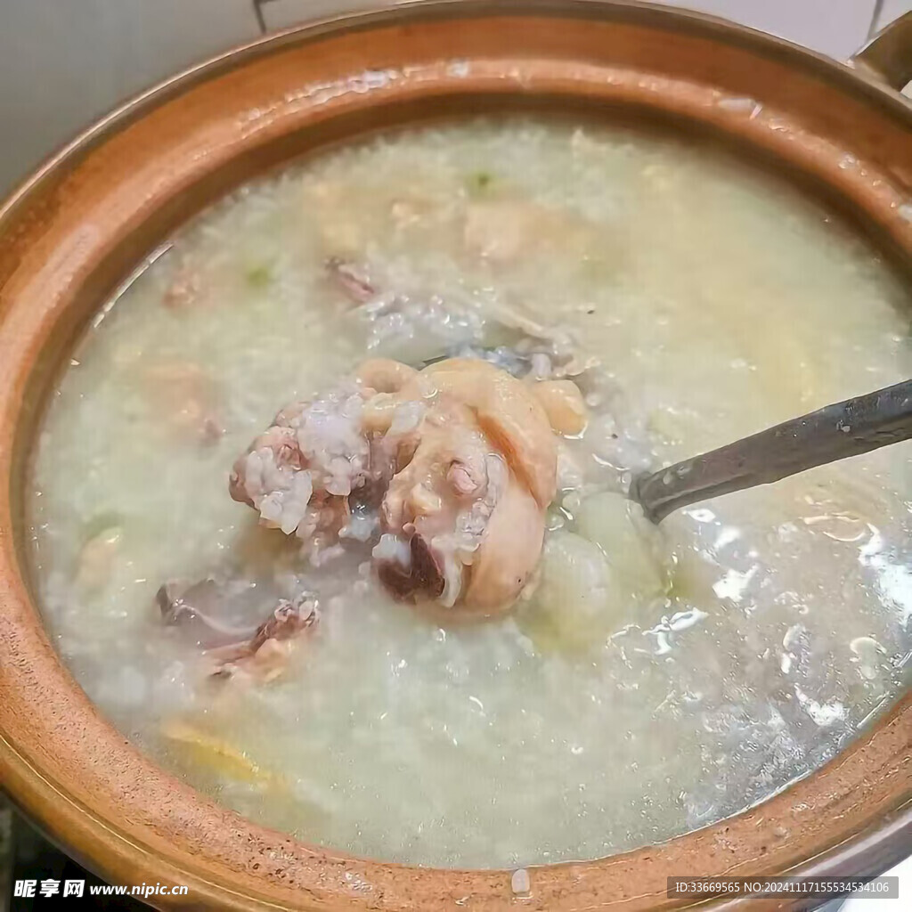 红枣杞子鸡粥