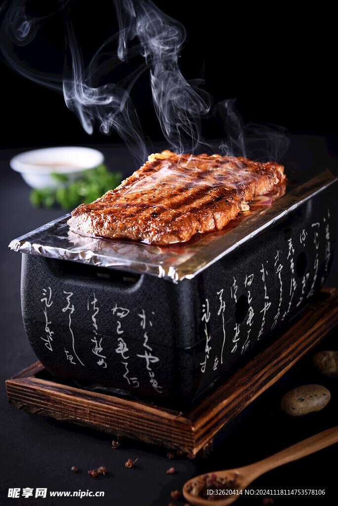 炭烤羊排