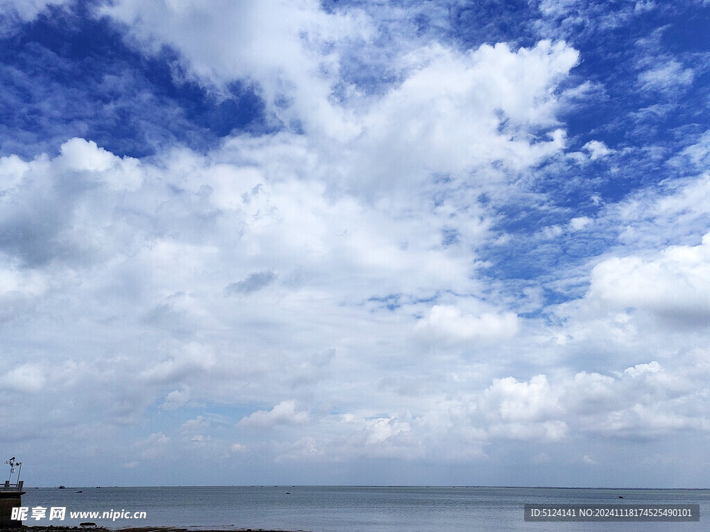 蓝天白云 