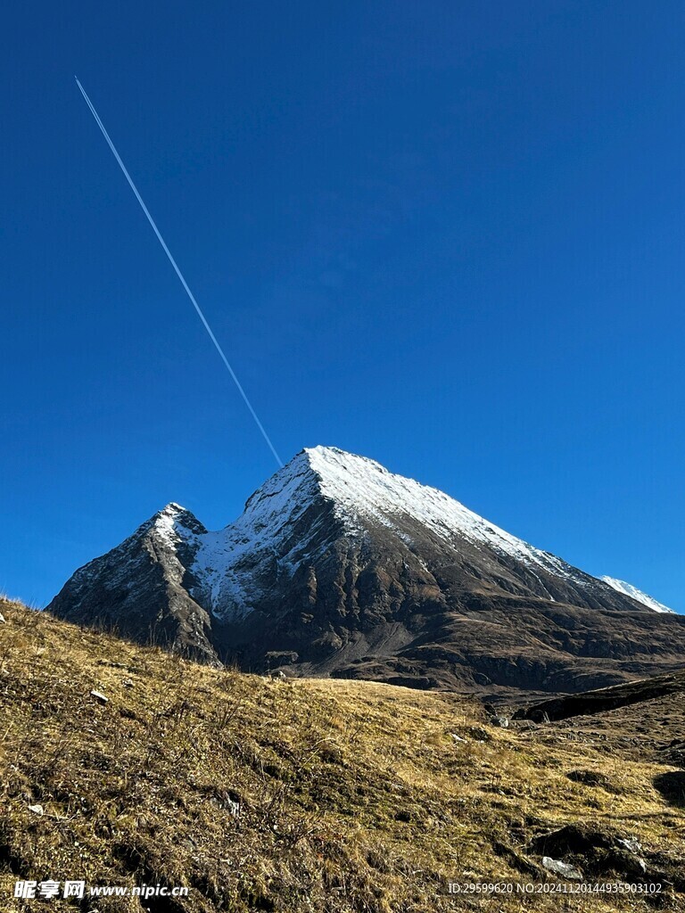雪山  