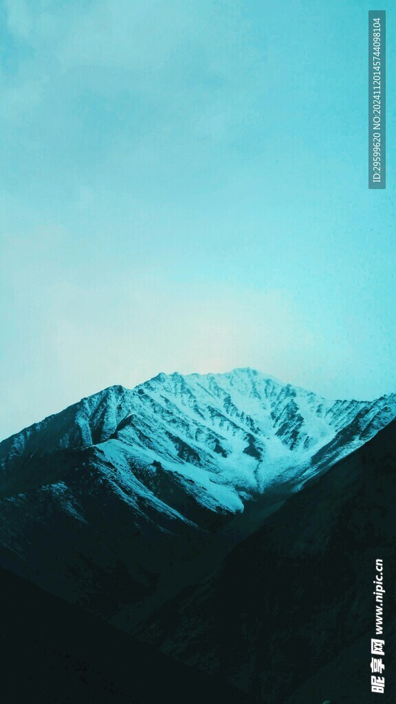 雪山  
