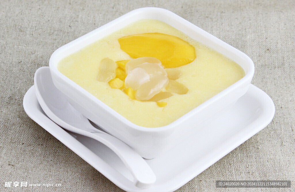 菠萝粥甜粥水果粥
