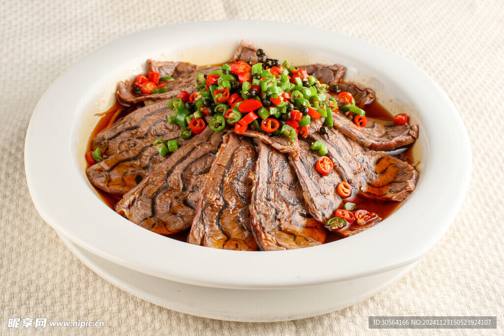 红油牛肉美食