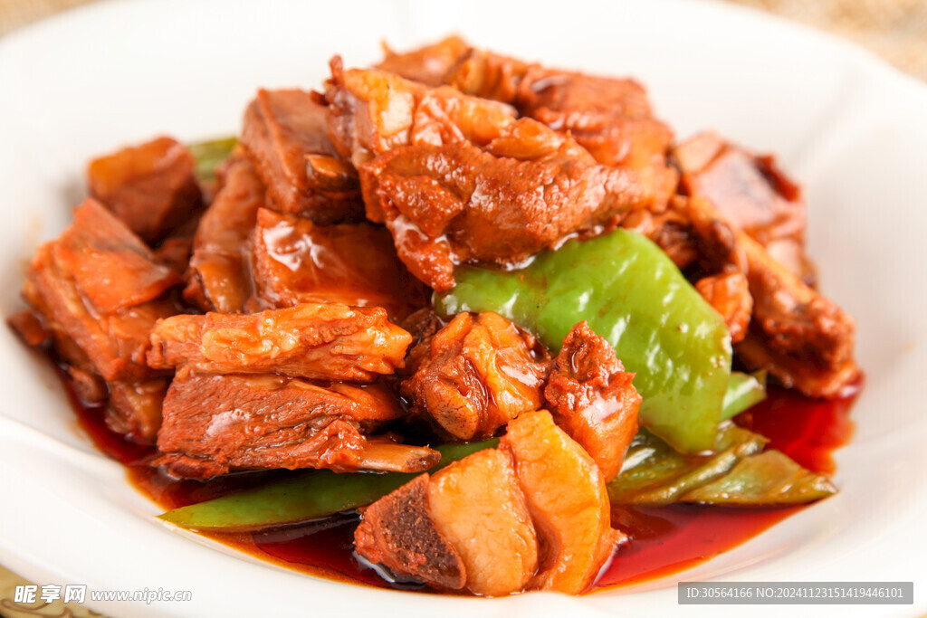 青椒烧肉美食