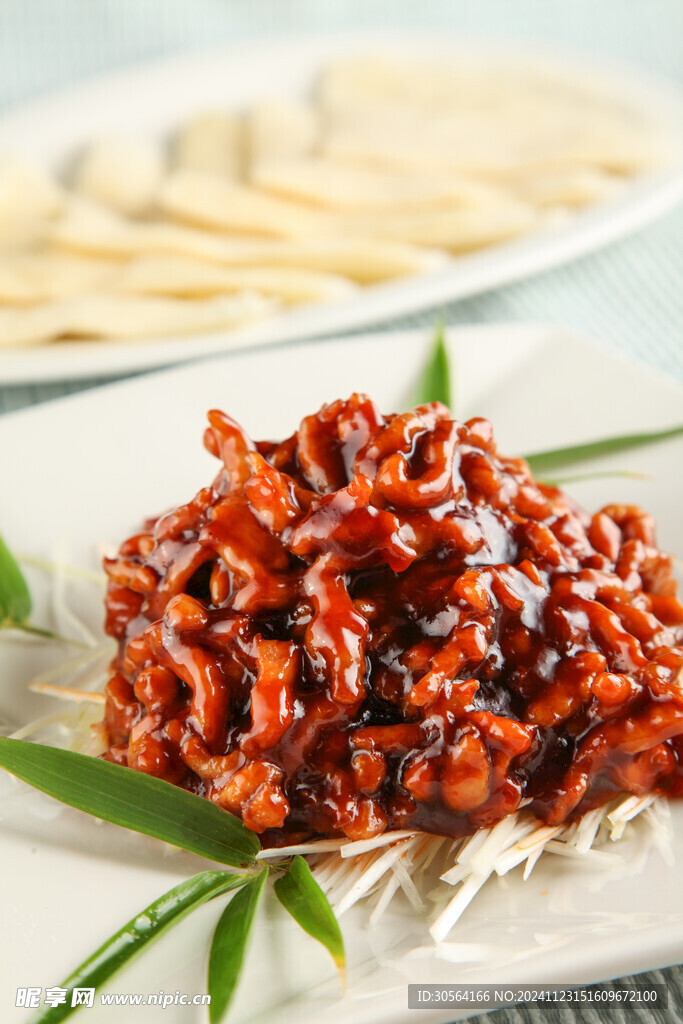 京酱肉丝美食