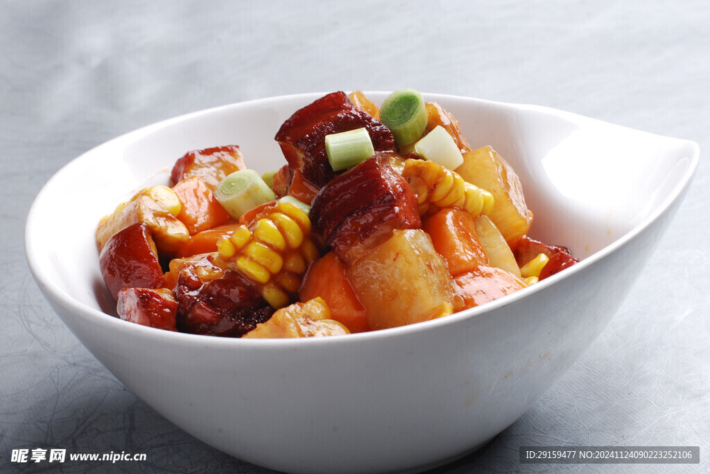 养生三丁炖肉