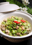 咸肉焖豆瓣