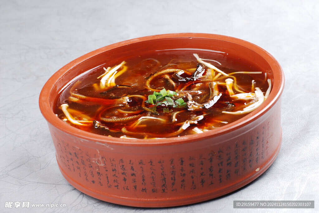 酸辣鳝鱼丝