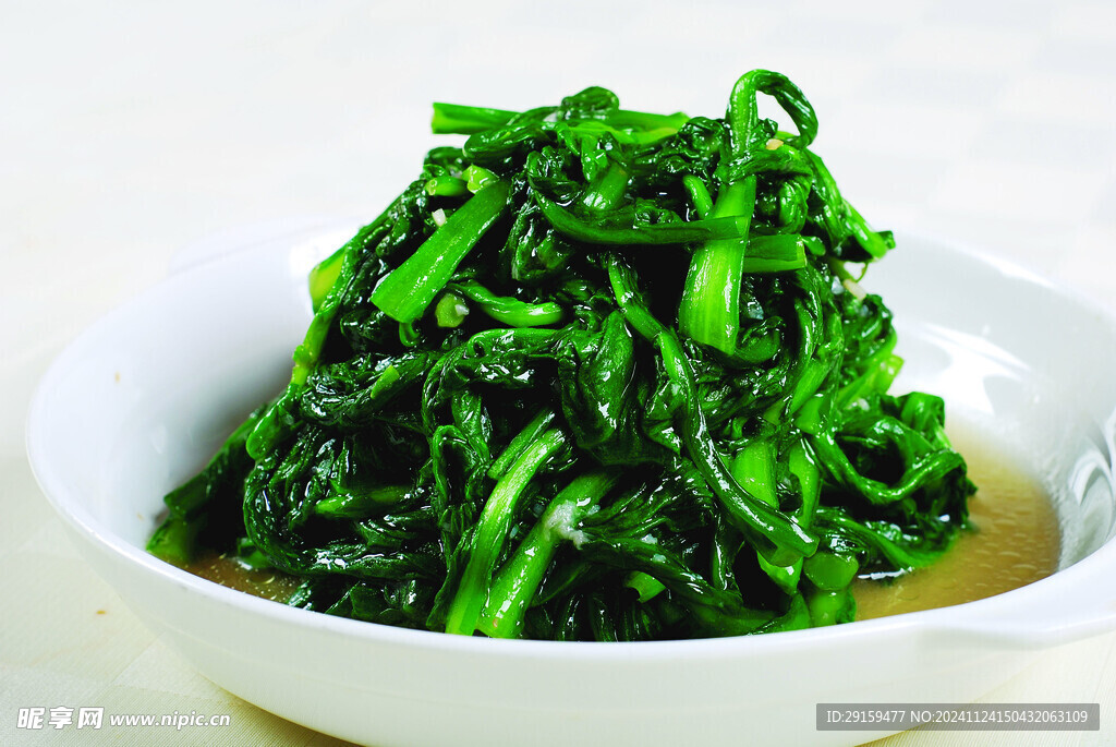 蒜茸炒汤蒿