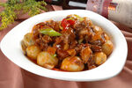 小土豆烧牛腩