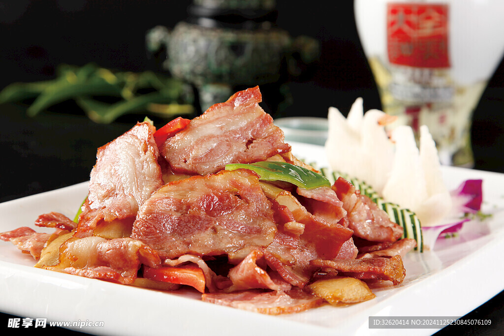鲍鱼菇炒肉