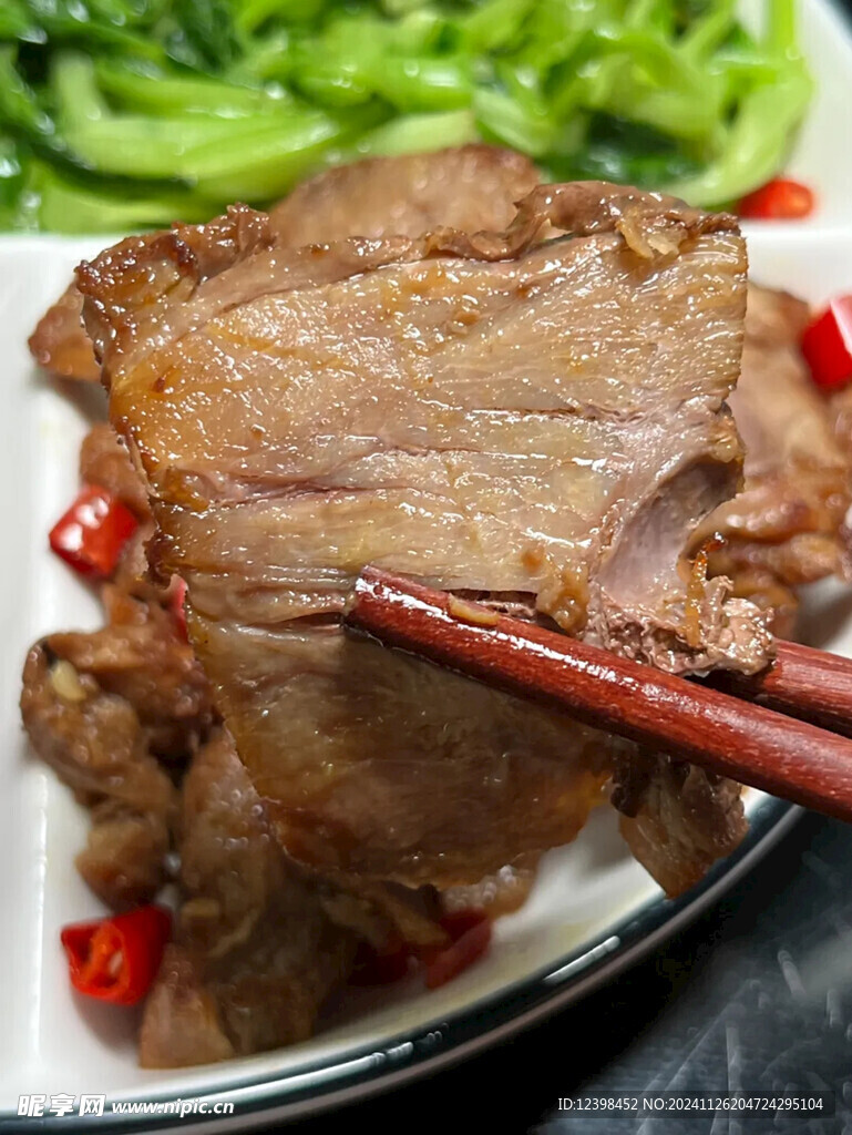 卤牛肉