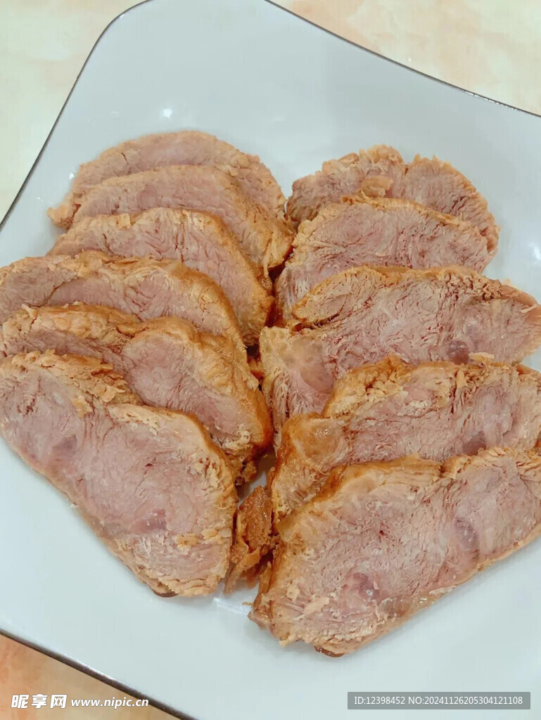 卤牛肉