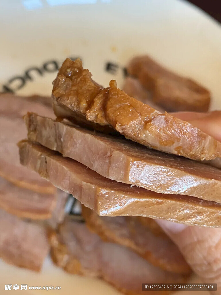 卤牛肉
