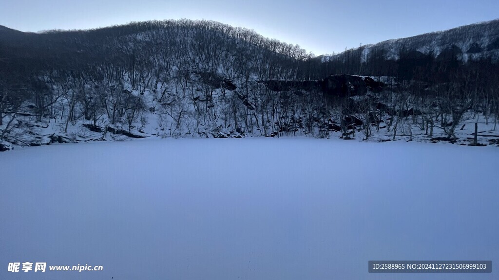 雪山