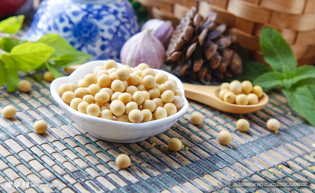 黄豆 