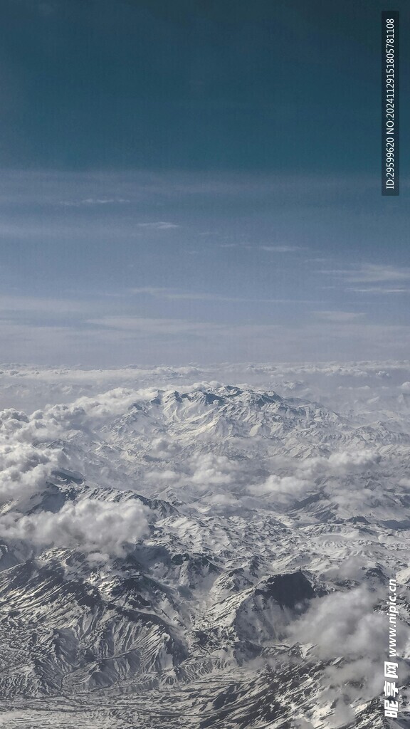 雪山  