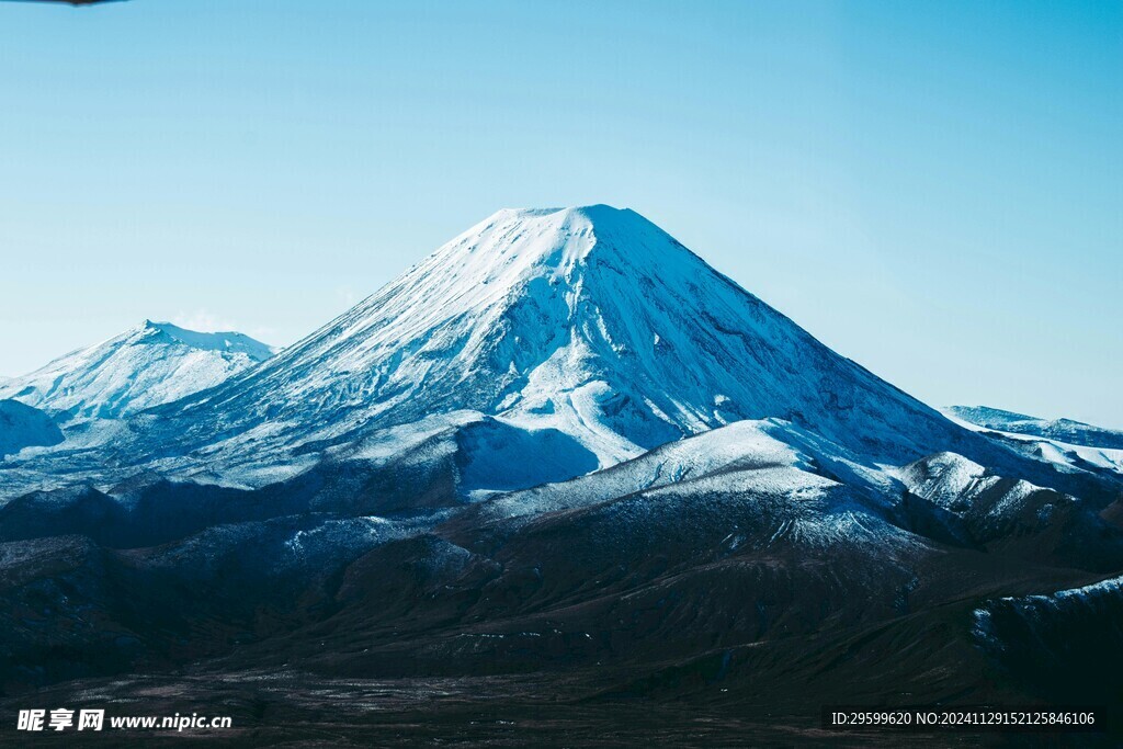 雪山 