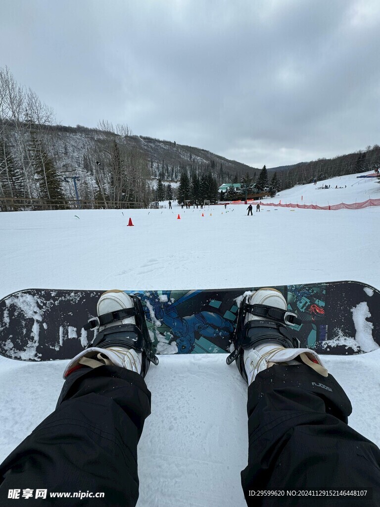 雪山 
