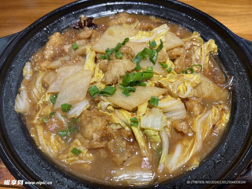 砂锅小酥肉