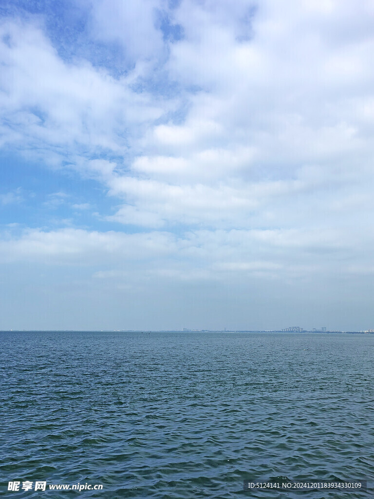 蓝天白云