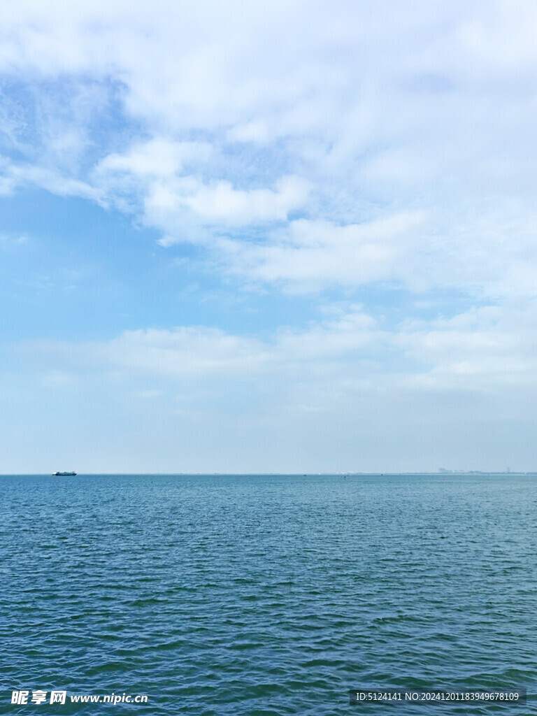 蓝天白云