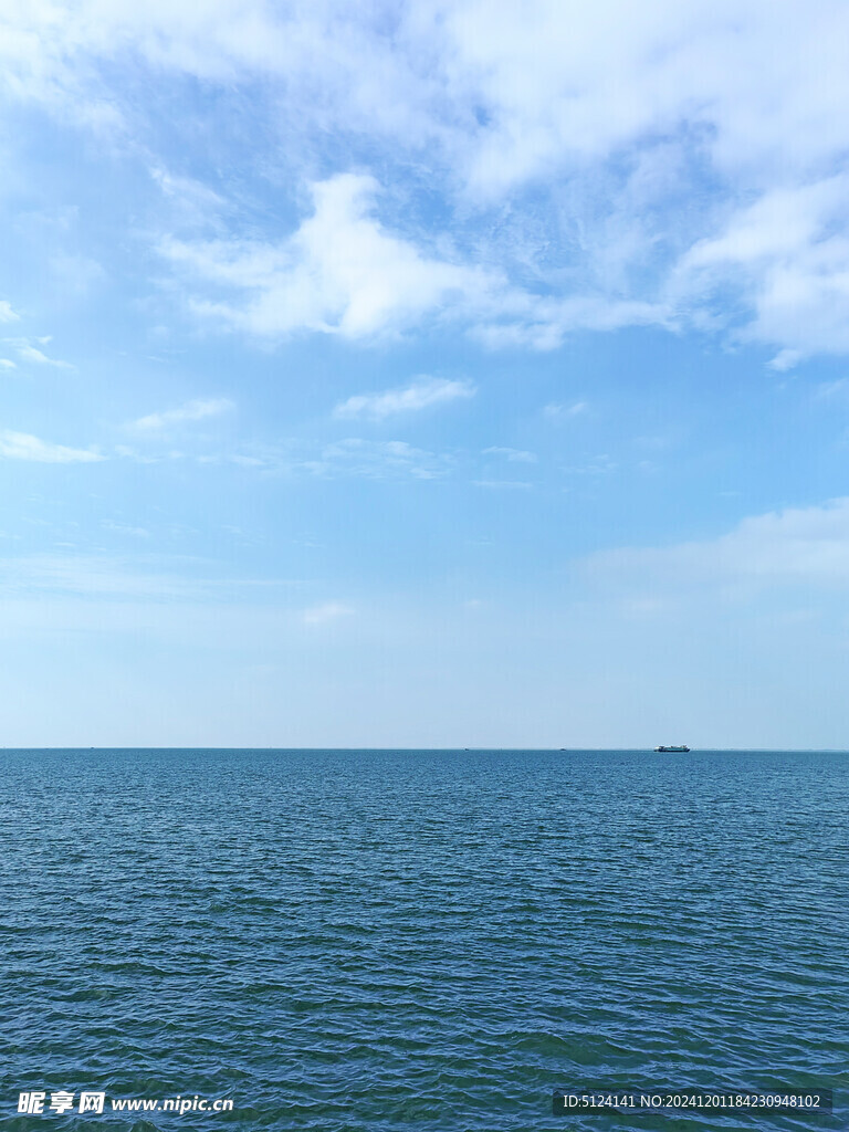 蓝天白云