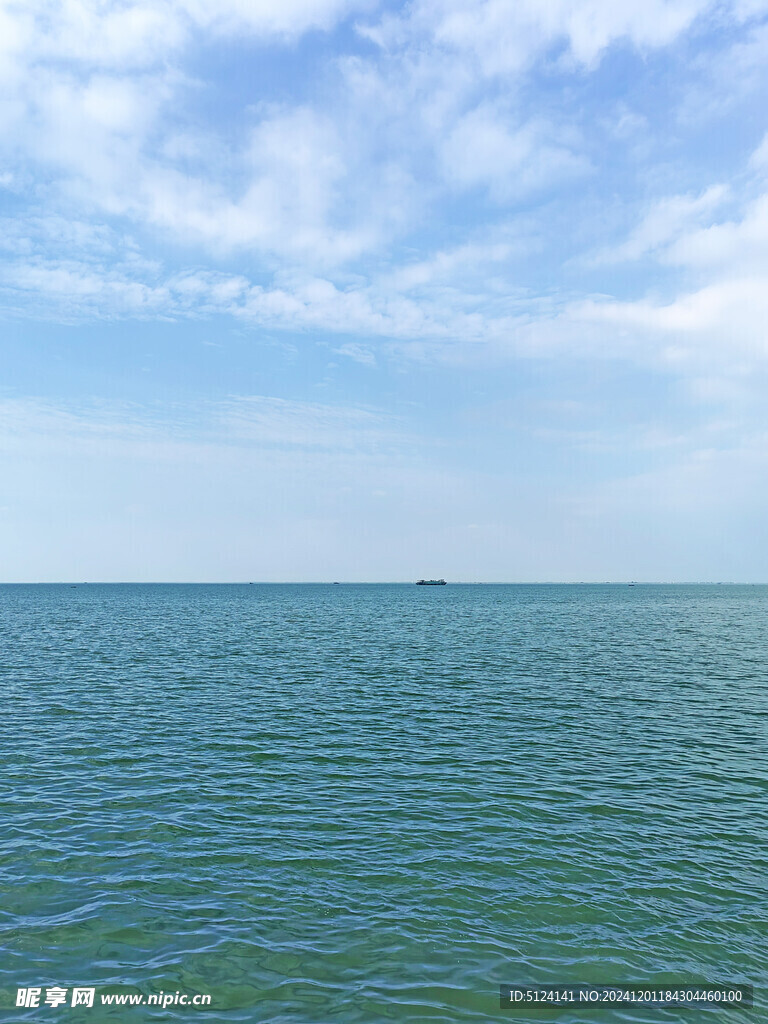 蓝天白云 
