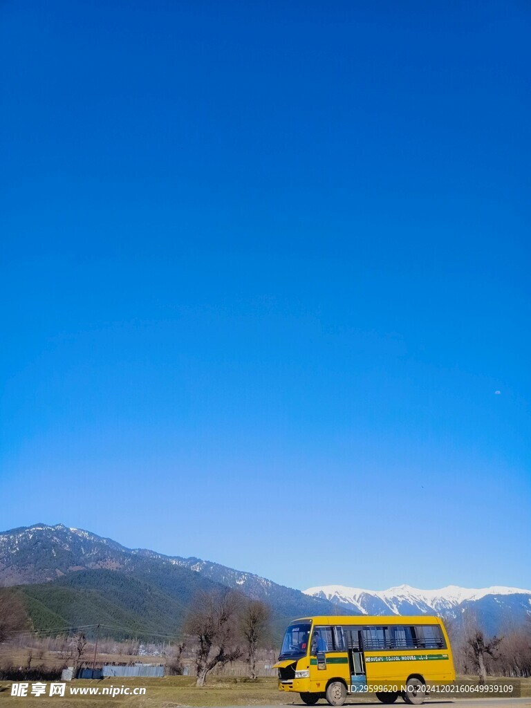 雪山 