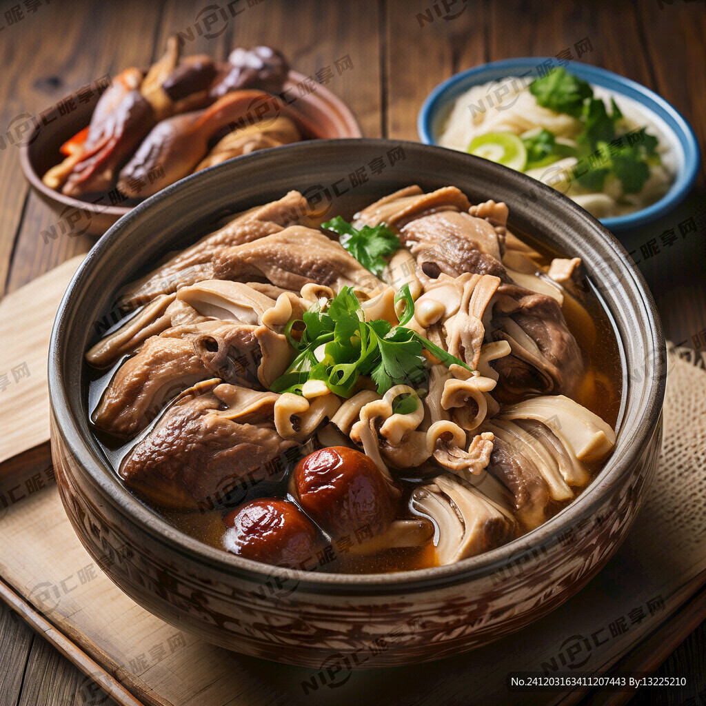 猪肚稻田鸭瓦罐汤