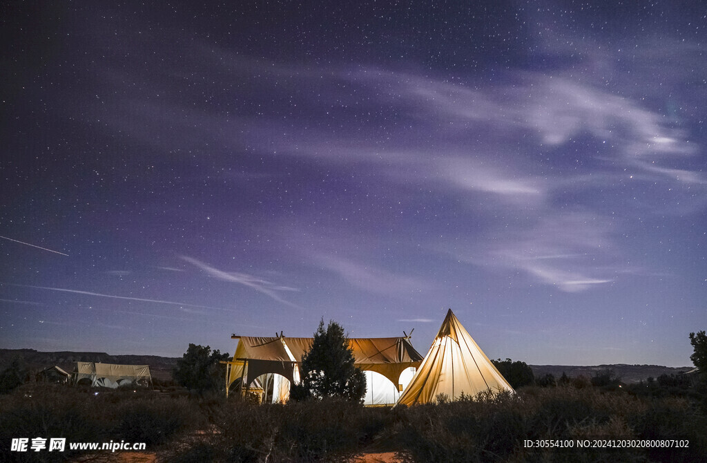 帐篷露营图片