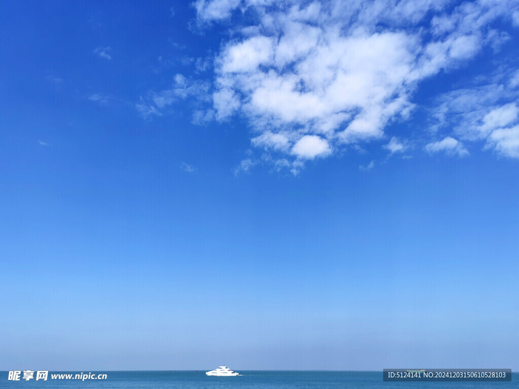 蓝天白云 