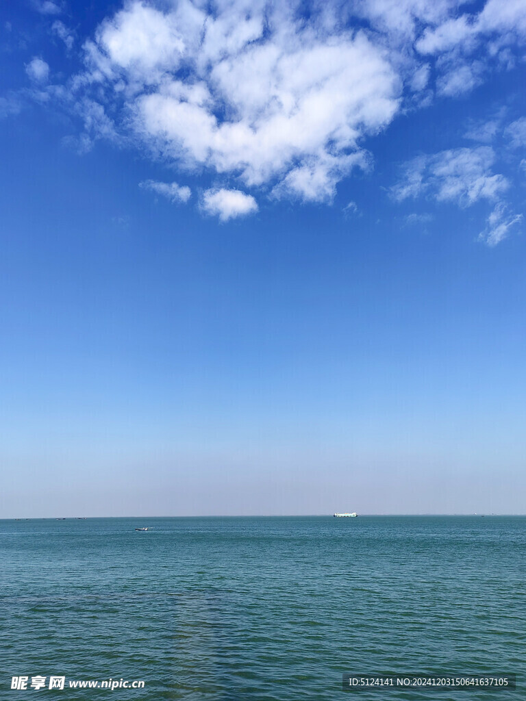 蓝天白云