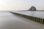 海中的路