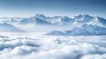 云层雪山连绵照片