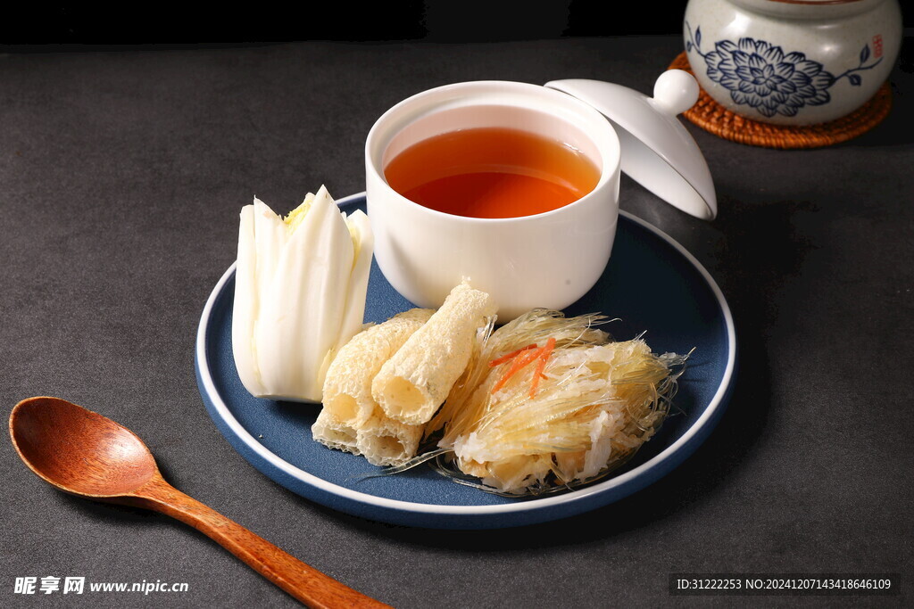 菜胆炖翅汤