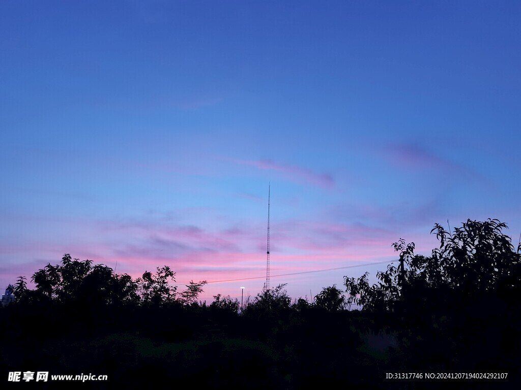 天空晚霞风景