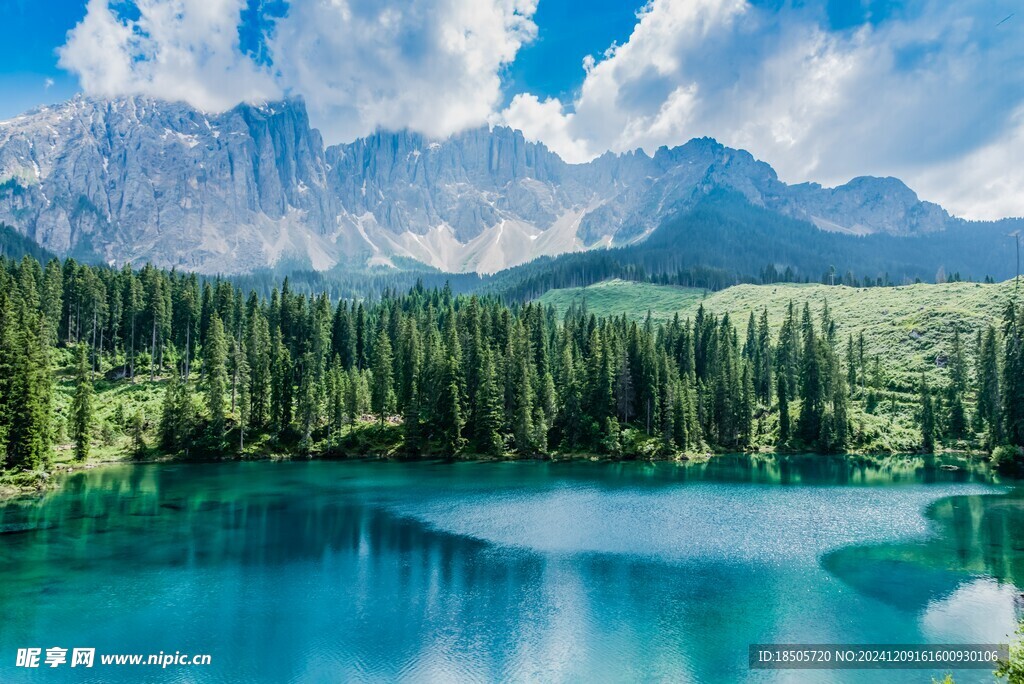 山林湖泊