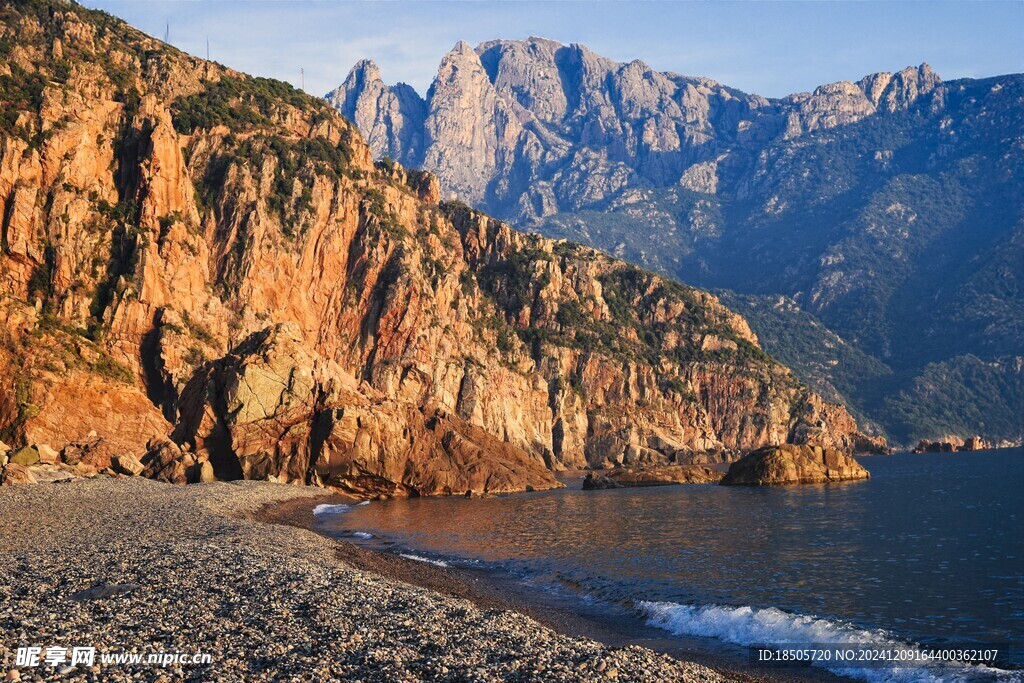 岩石海滩