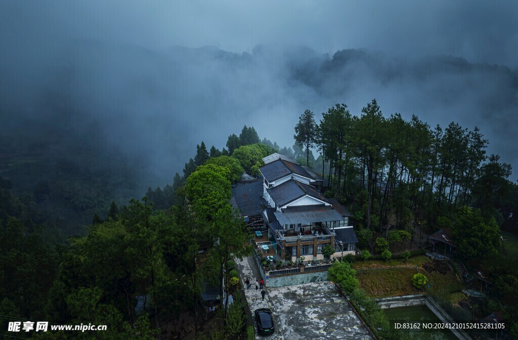 山顶小院