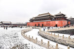 北京故宫博物院城门护城河雪景