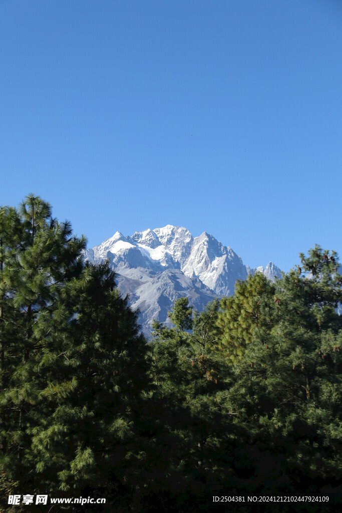 玉龙雪山