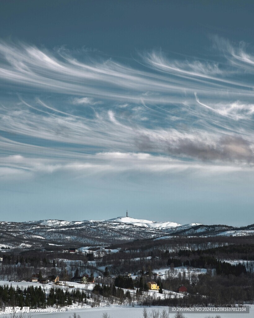 雪山  