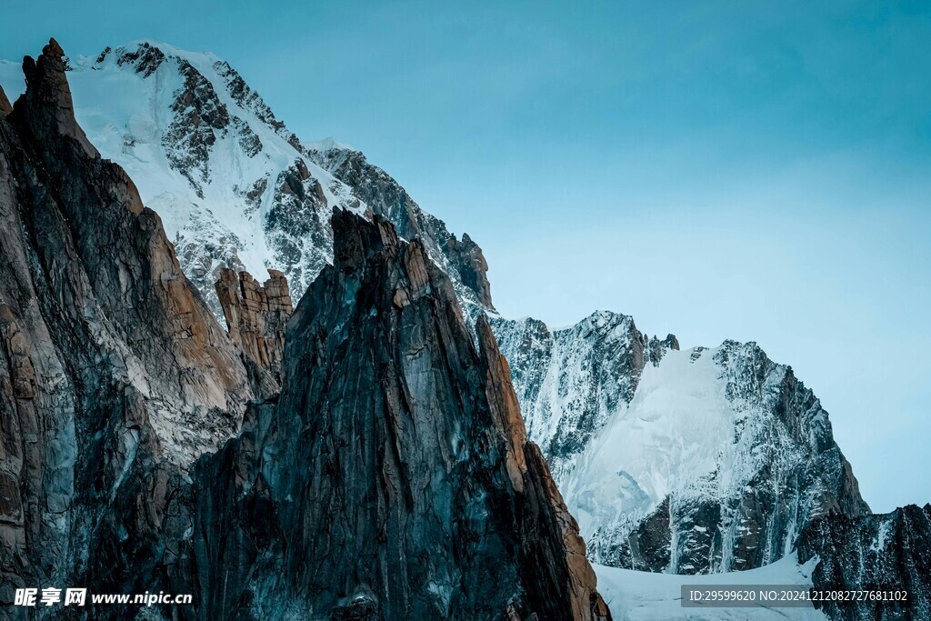 雪山 