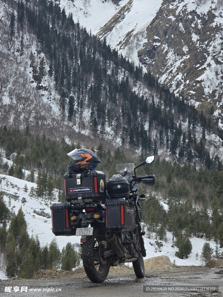雪山