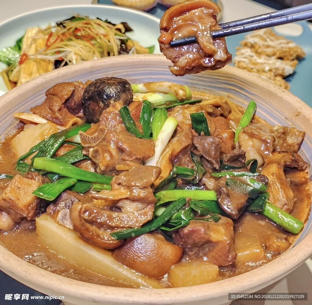 炖羊肉