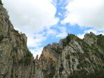 石头山