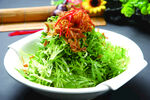 银鱼拌苦菊