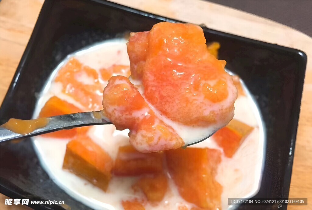 牛奶炖木瓜